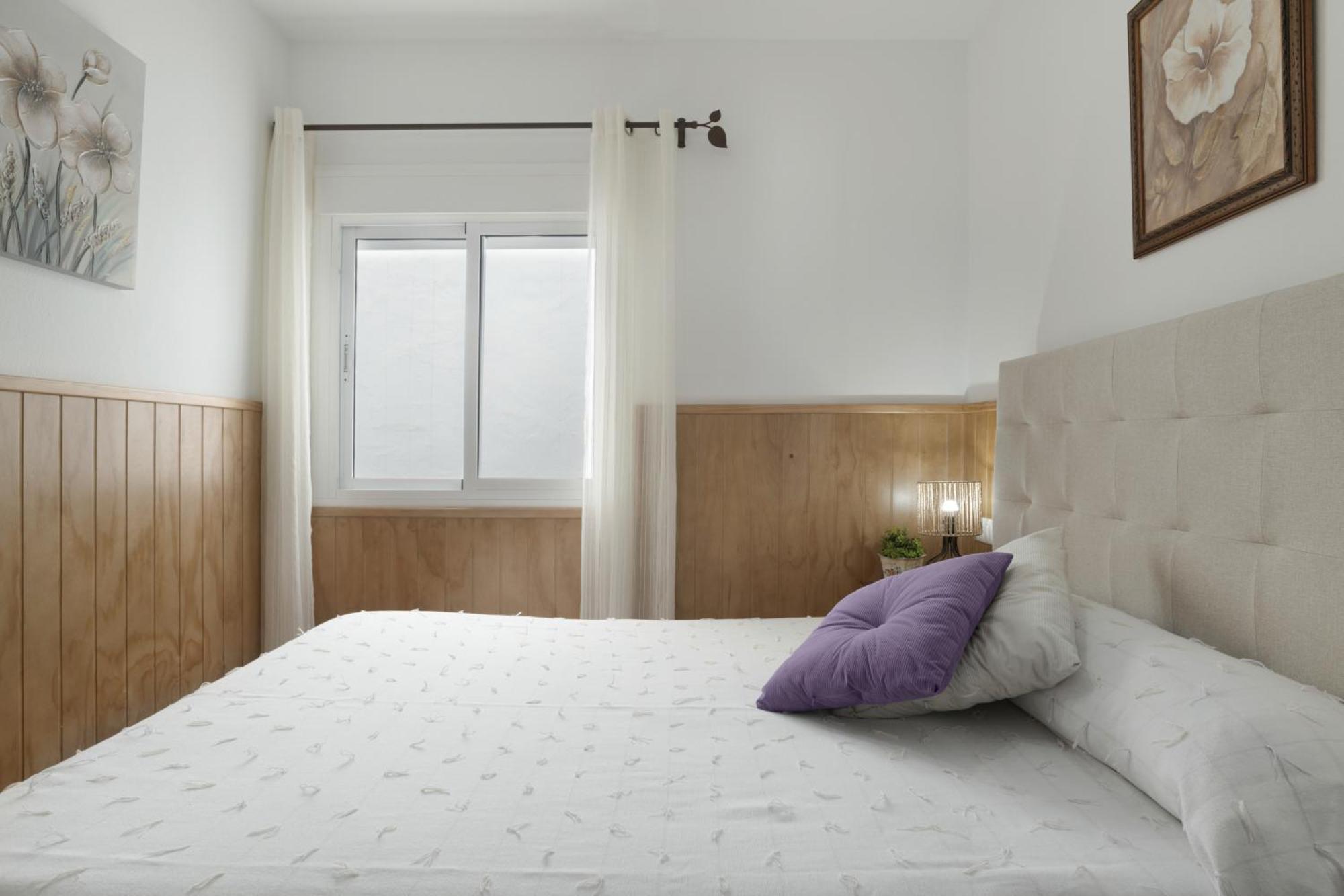Apartamento Juan Carlos - Familias コニル・デ・ラ・フロンテラ エクステリア 写真